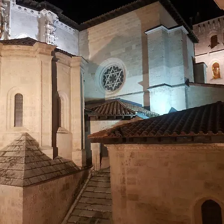 Apartamento Centro De Aranda Iglesia Santa María * Aranda de Duero